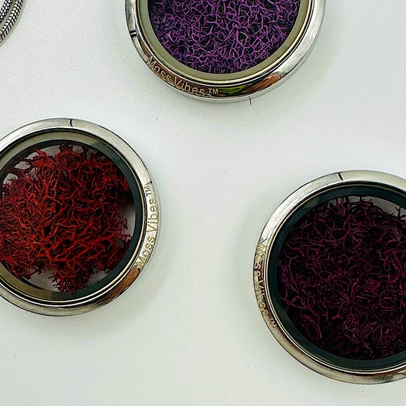 Eternal Moss Locket Pendant Necklace- Purple - Picture 6 of 7